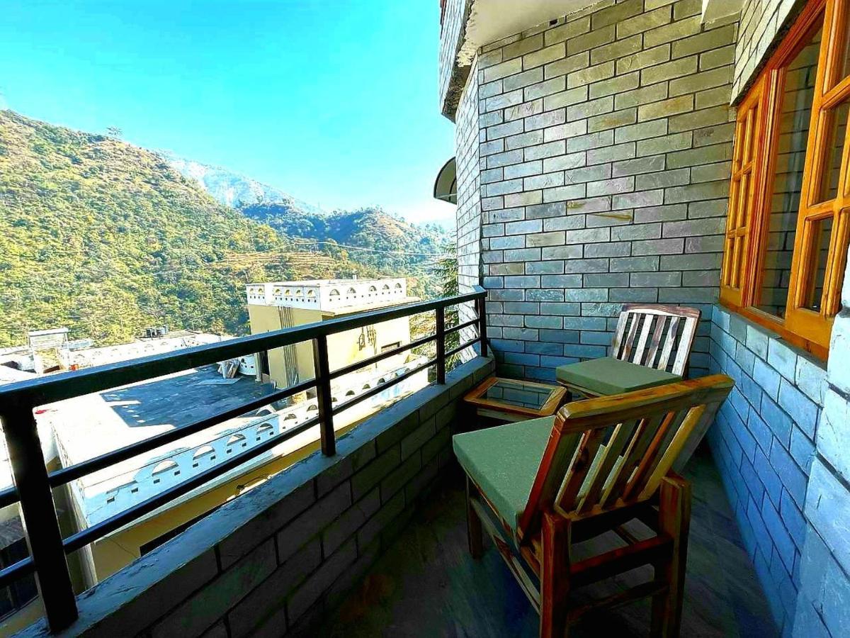 The Wild Yak Hotel Mandi Luaran gambar