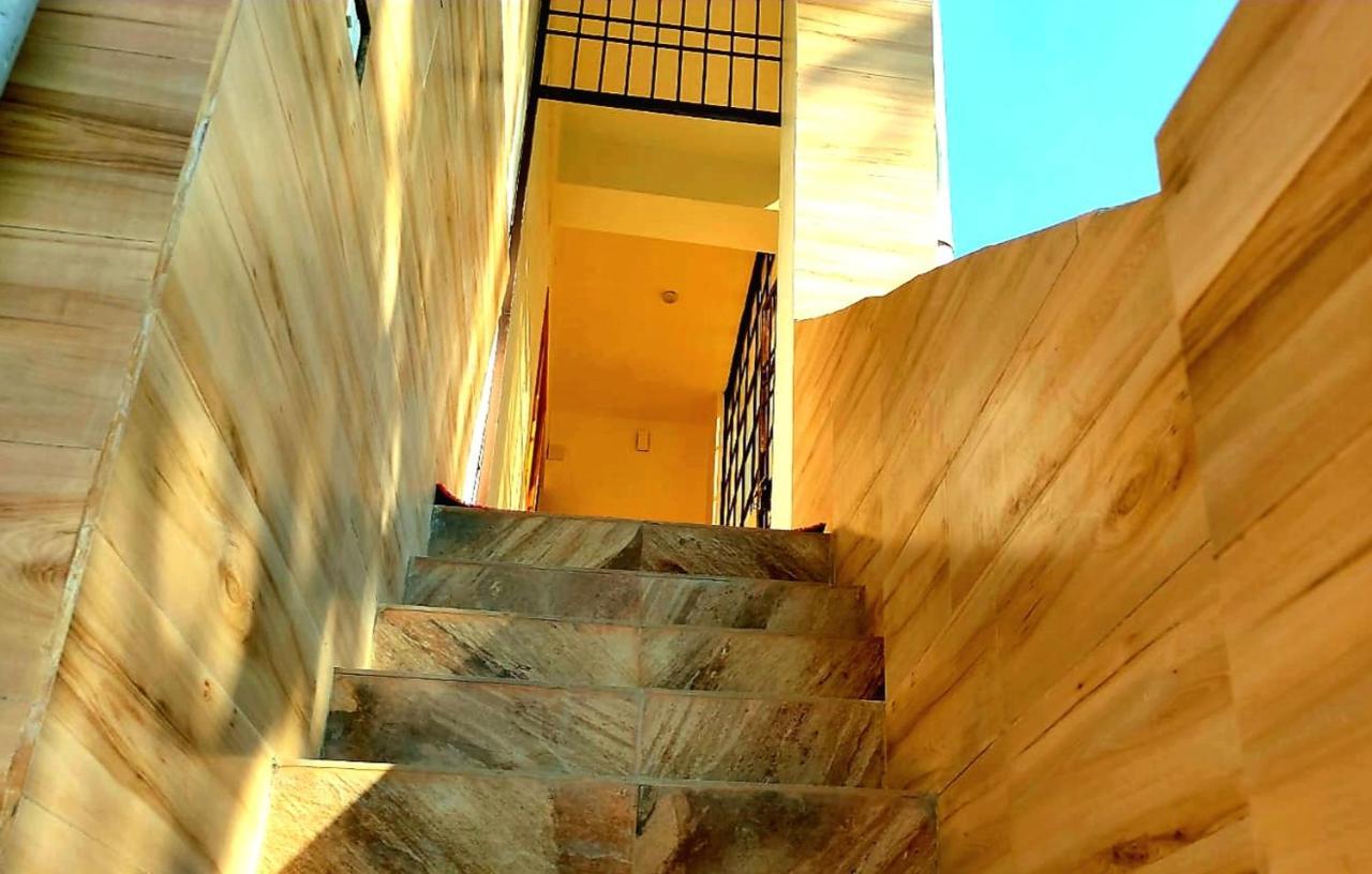 The Wild Yak Hotel Mandi Luaran gambar