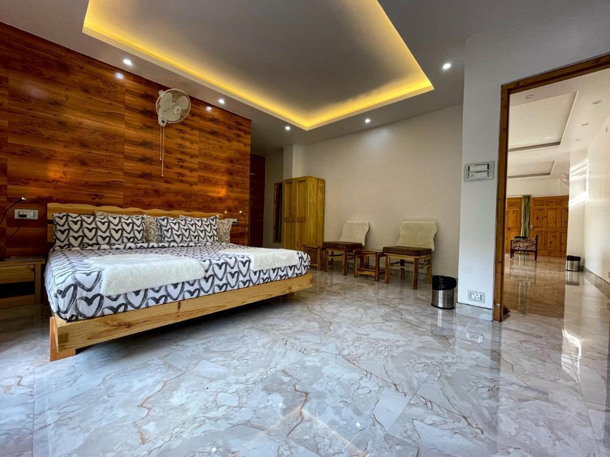 The Wild Yak Hotel Mandi Luaran gambar
