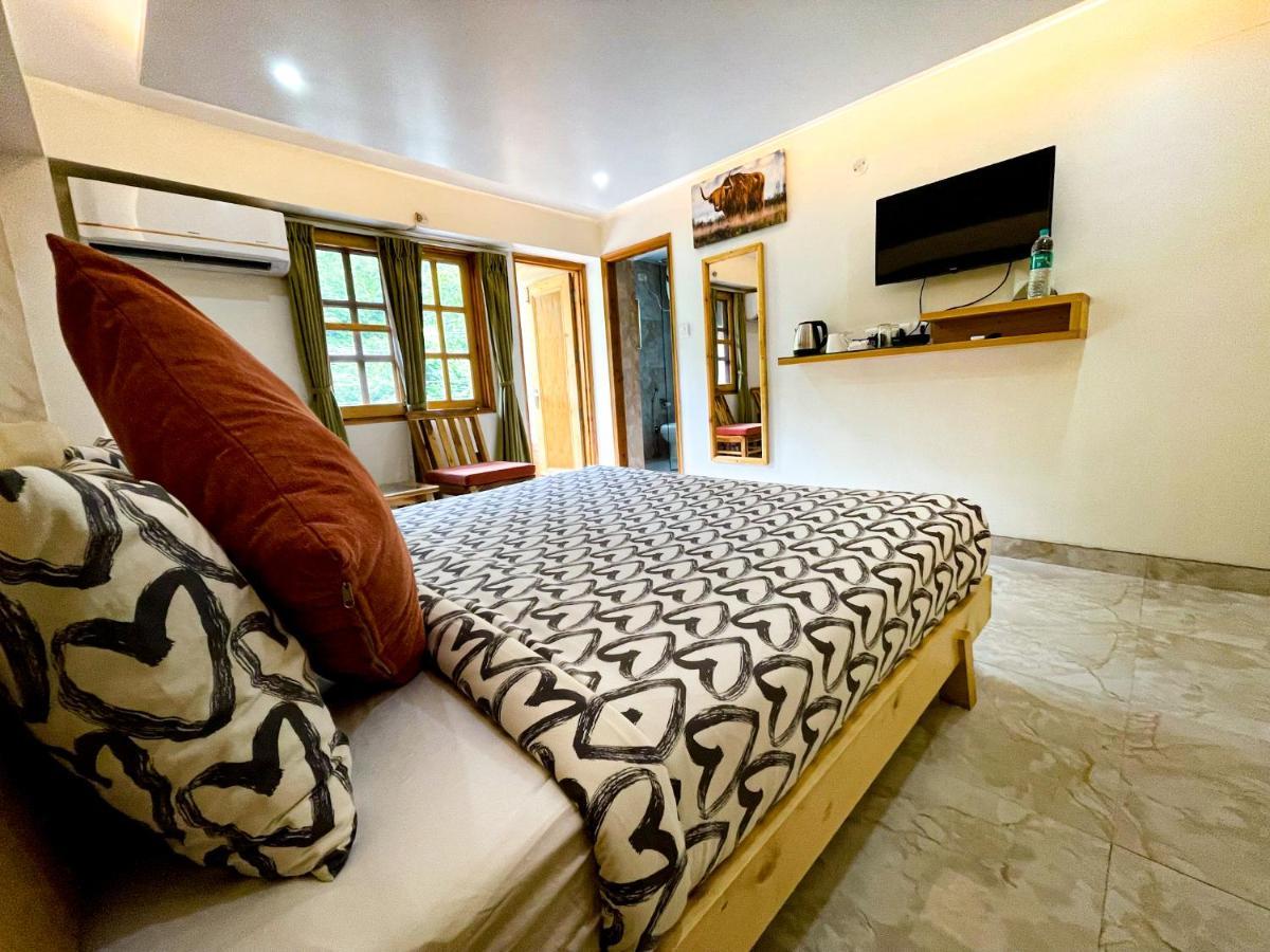 The Wild Yak Hotel Mandi Luaran gambar