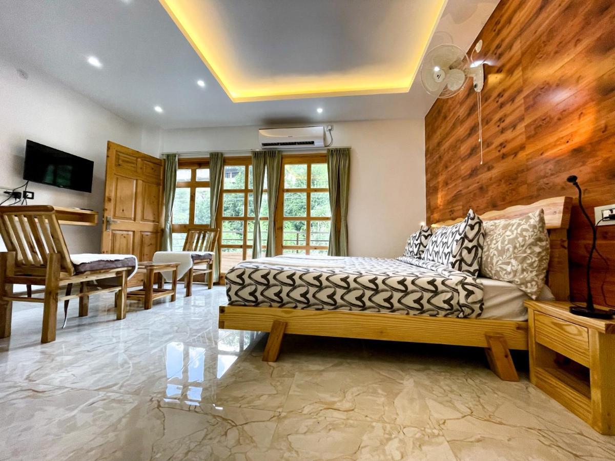 The Wild Yak Hotel Mandi Luaran gambar