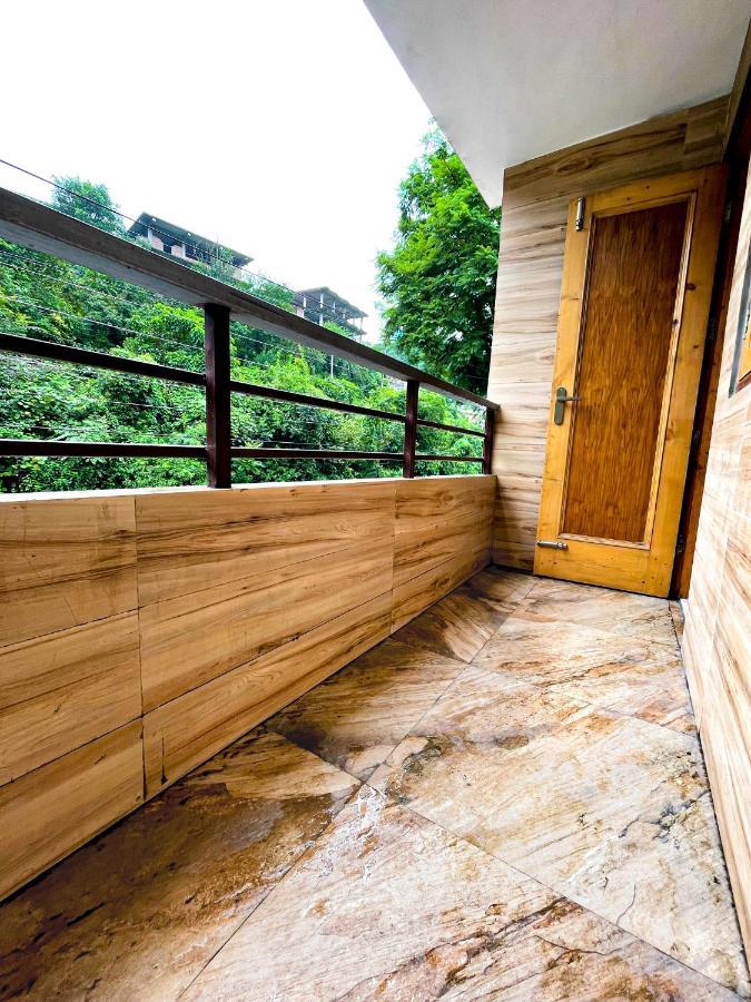The Wild Yak Hotel Mandi Luaran gambar