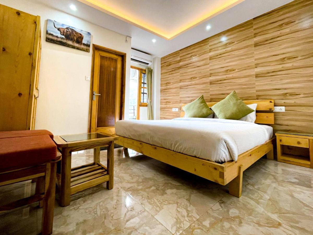 The Wild Yak Hotel Mandi Luaran gambar